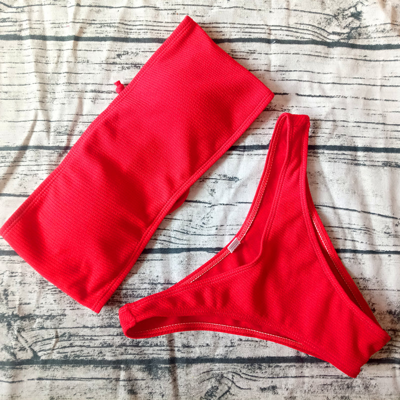 Nueva colección de trajes de baño y bikinis brasileños para mujer
