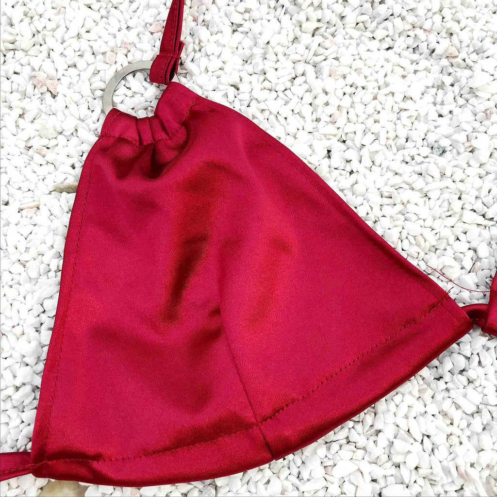 Nuevo y sexy conjunto de bikini de estilo europeo para la playa.
