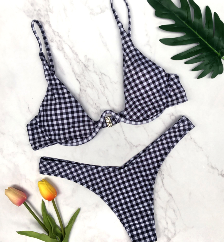 Bikini Popular con Soporte de Acero en Múltiples Colores
