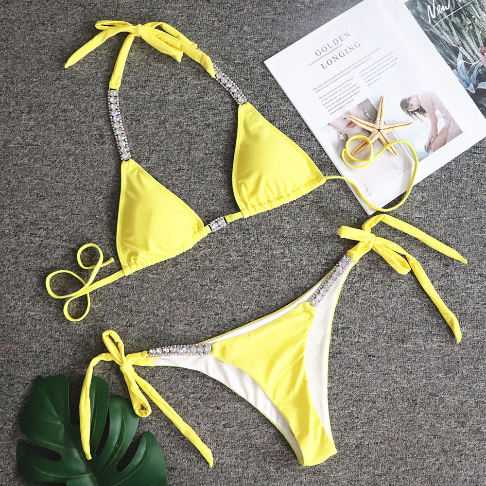 Bikini de cristal de lujo para fiestas en la piscina y eventos rave.
