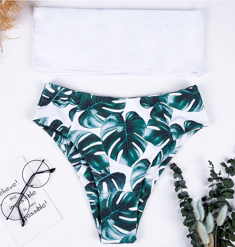 Traje de baño de dos piezas con estampado de hojas
