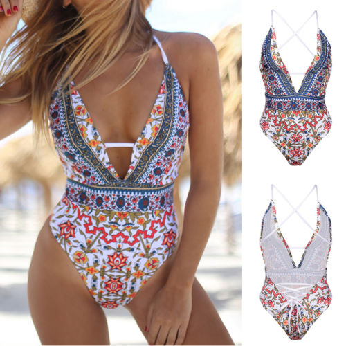 Traje de baño estampado con tirantes ajustables y espalda con lazo.