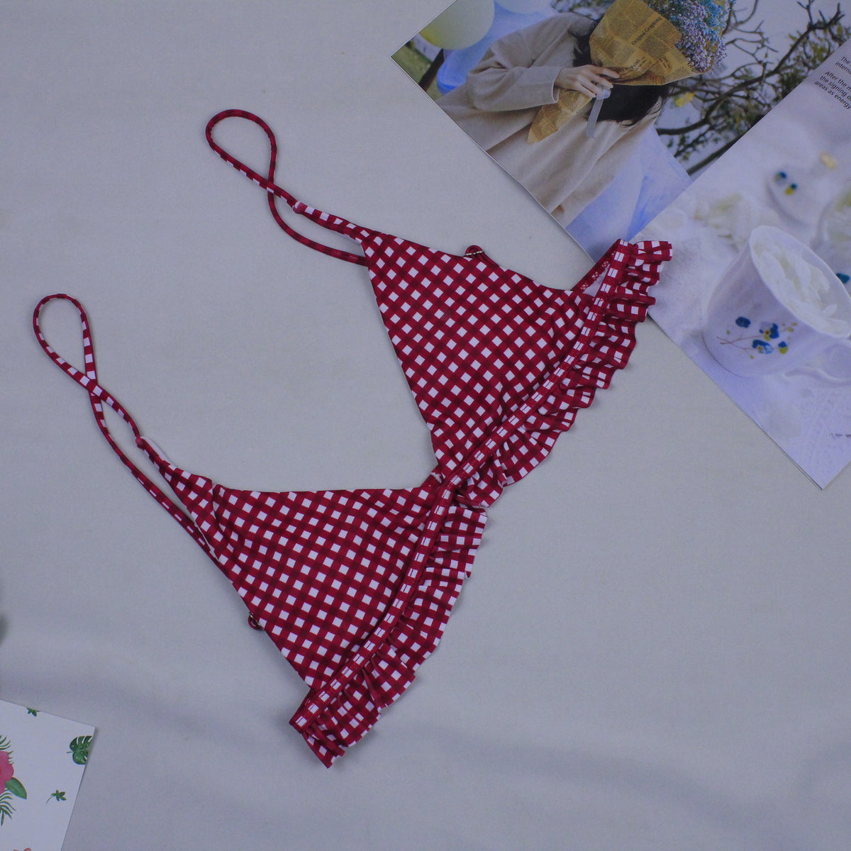 Bikini sexy a cuadros con tirantes con volantes, modelo 2019.