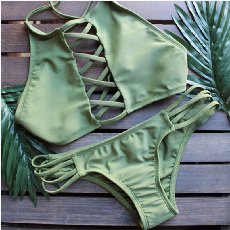 Bikini Elegante de Color Sólido con Diseño de Múltiples Tiras