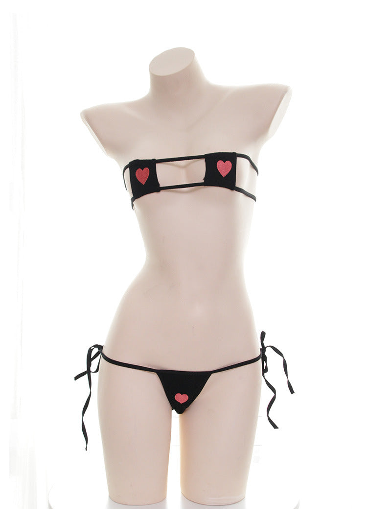 Conjunto de bikini cuadrado con forma de corazón estilo anime con bordado