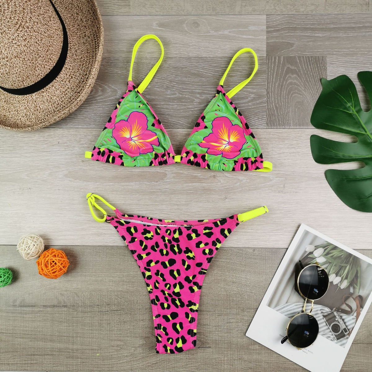 Nuevo bikini triangular para mujer 2020 con estampados coloridos
