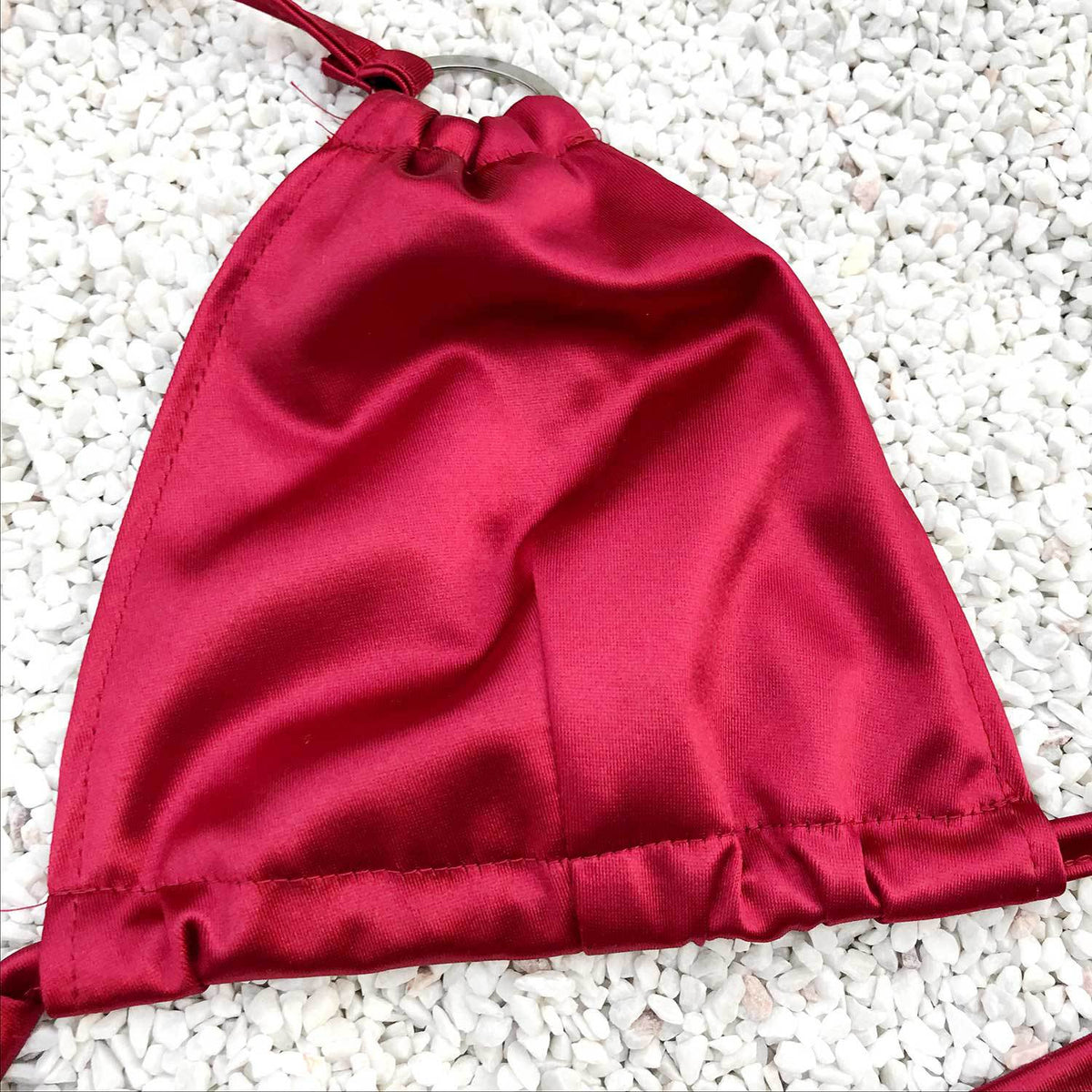 Nuevo y sexy conjunto de bikini de estilo europeo para la playa.