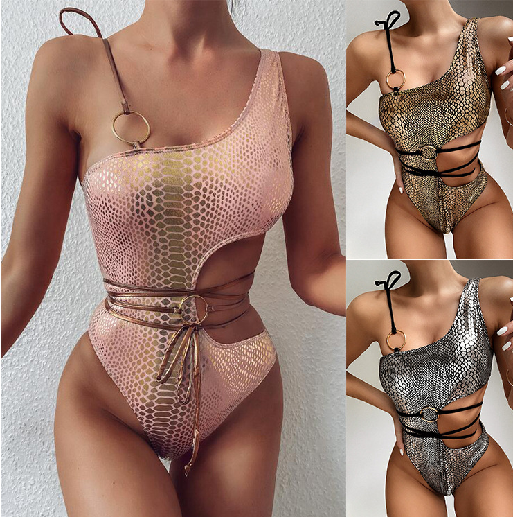 Conjunto de Bikini con Estampado de Serpiente y Un Hombro al Aire 2020