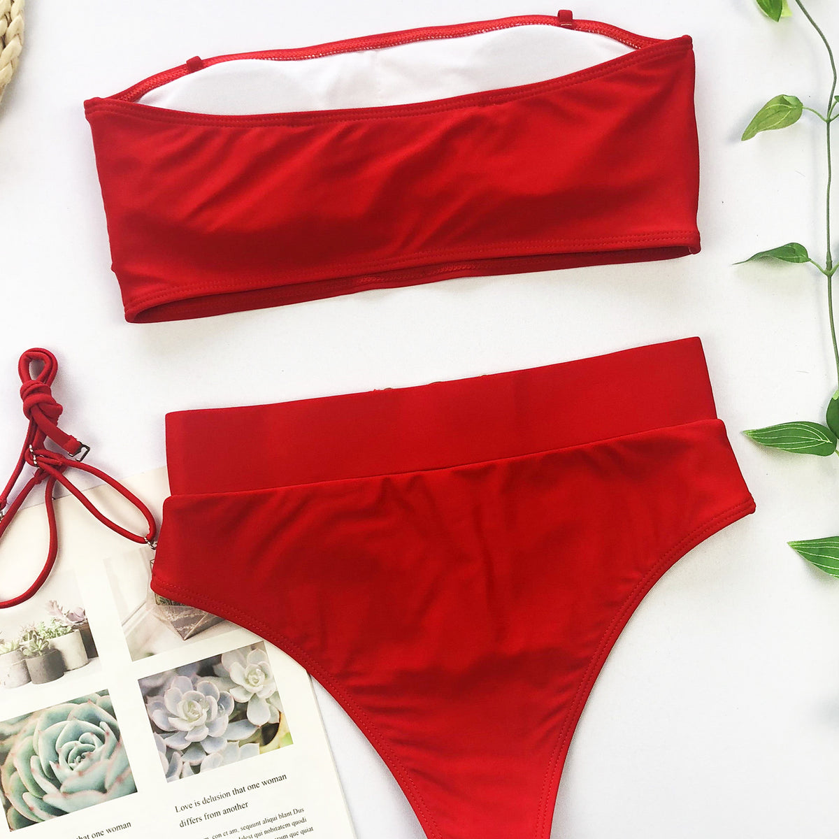 Bikini sin Tirantes con Hebilla Metálica Chic para Mujeres